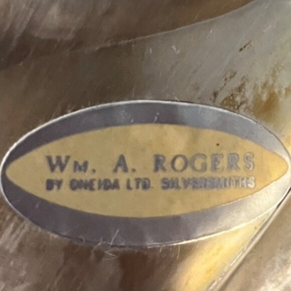 VTG Oneida LTD Silversmiths Silverplated Wm. A. Rogers Tree Footed Oval Platter - Picture 8 of 8